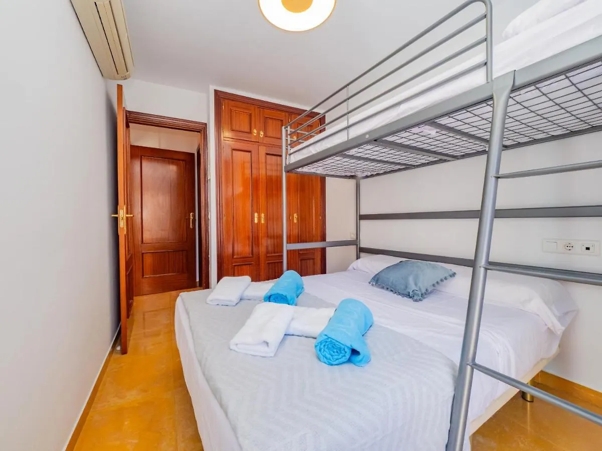 Cubo'S Cuartelejo Malaga Apartment